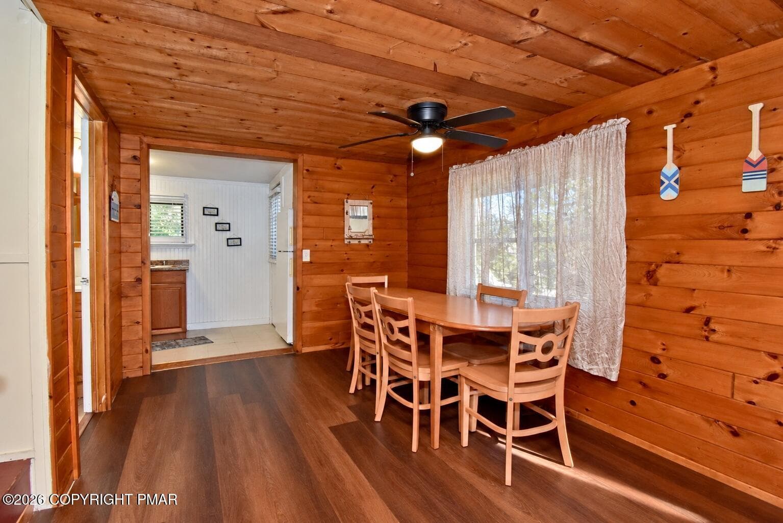 3 Carriage House Dining x - 107 Martin Lane, Tafton, PA 18464