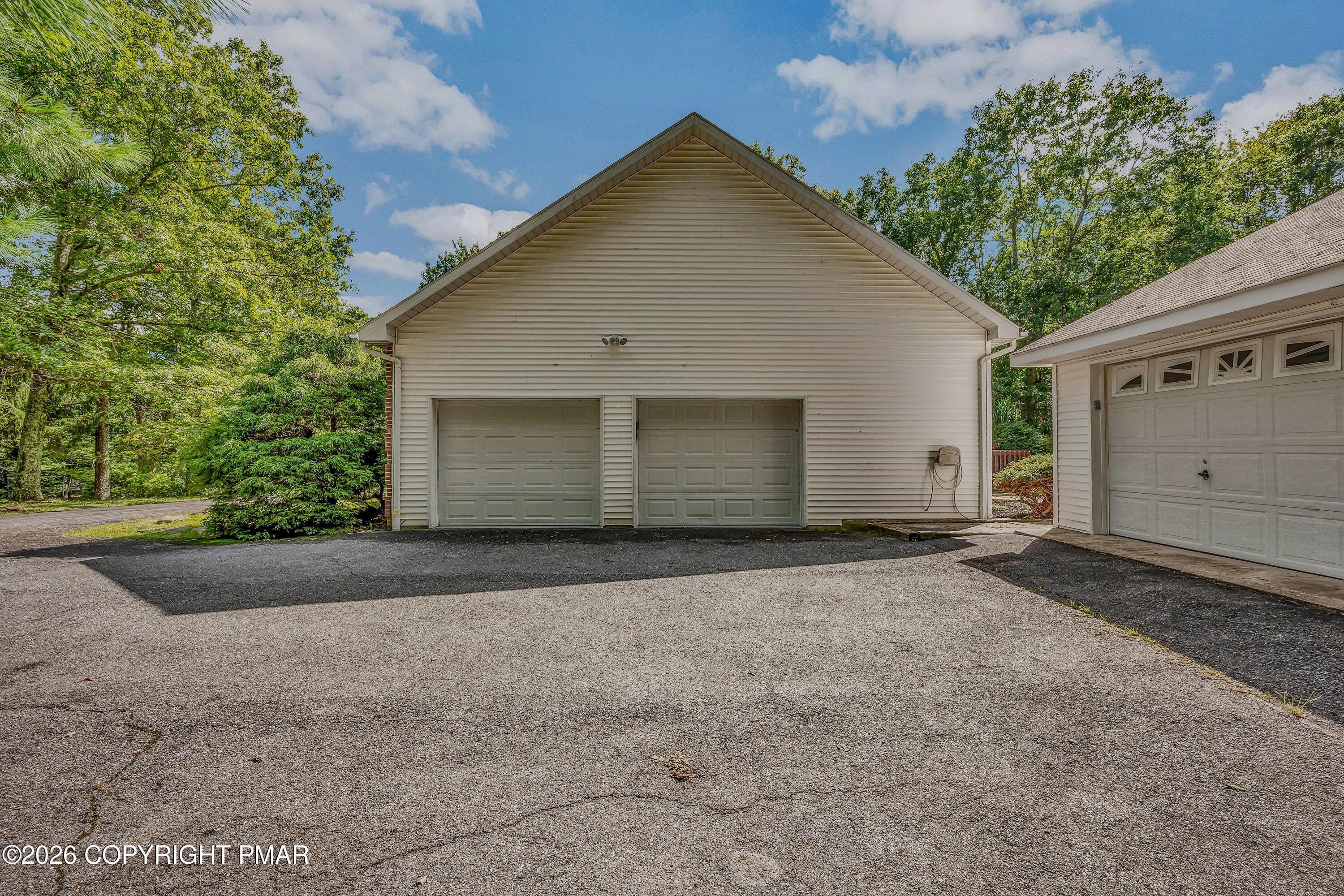 Attached 2 car garage - 113 Ponder Lane, Scotrun, PA 18355, Scotrun