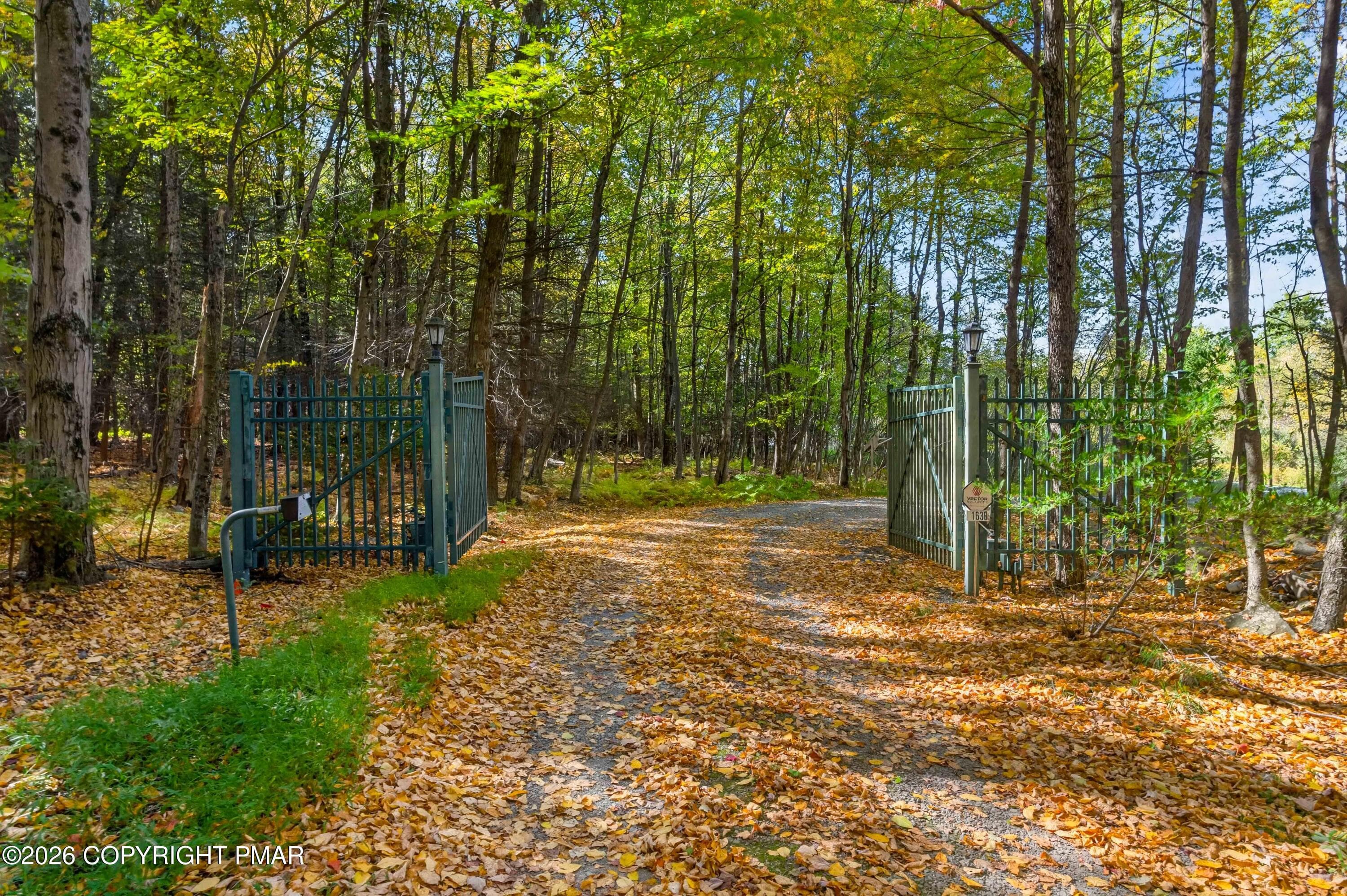 163B Hilltop Road, Newfoundland, PA-05 ( - 163B Hilltop Road, Newfoundland, PA 18445, Newfoundland