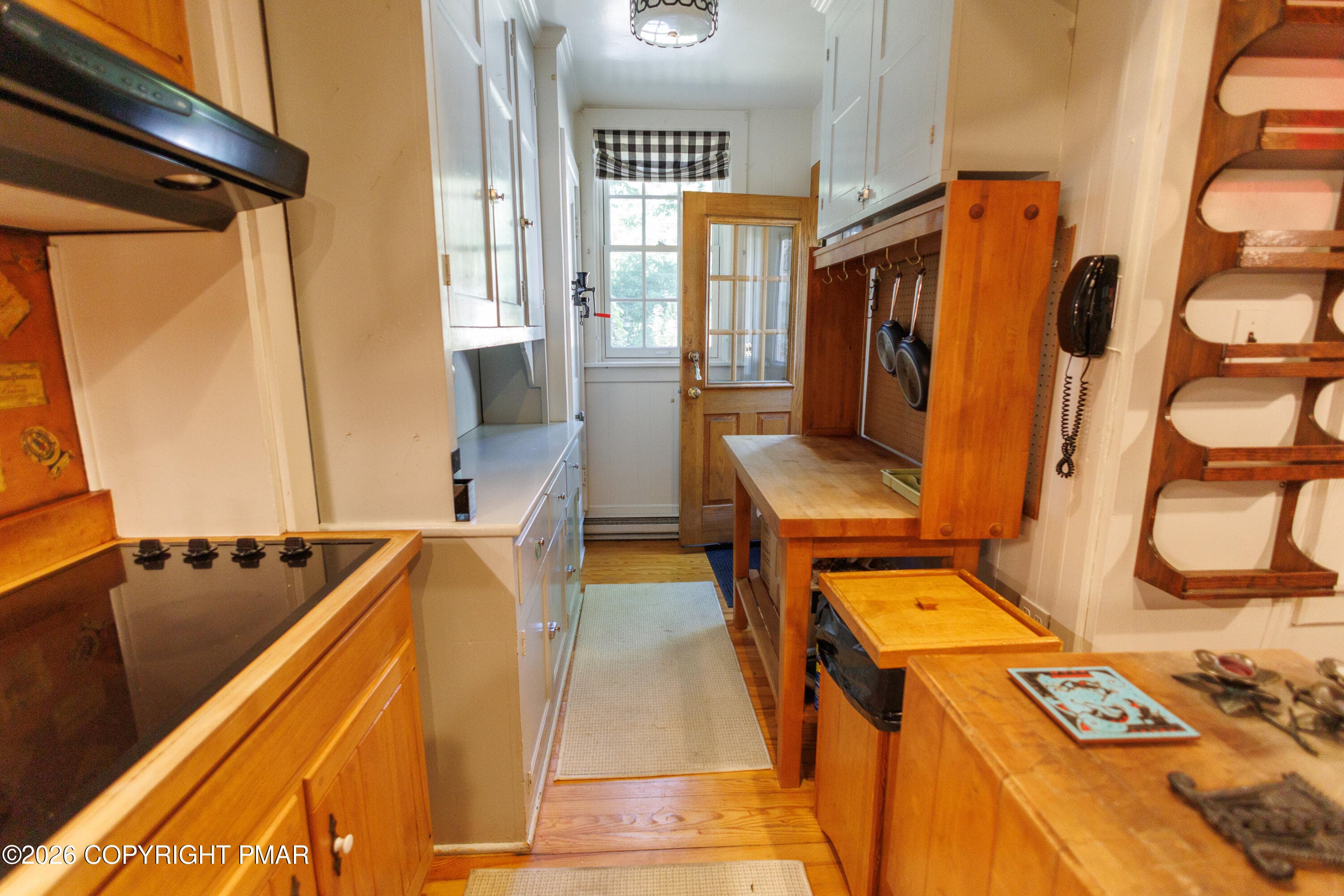 163 Goose Pond Rd-Canadensis, PA, United - 163 Goose Pond Road, Skytop, PA 18357, Skytop