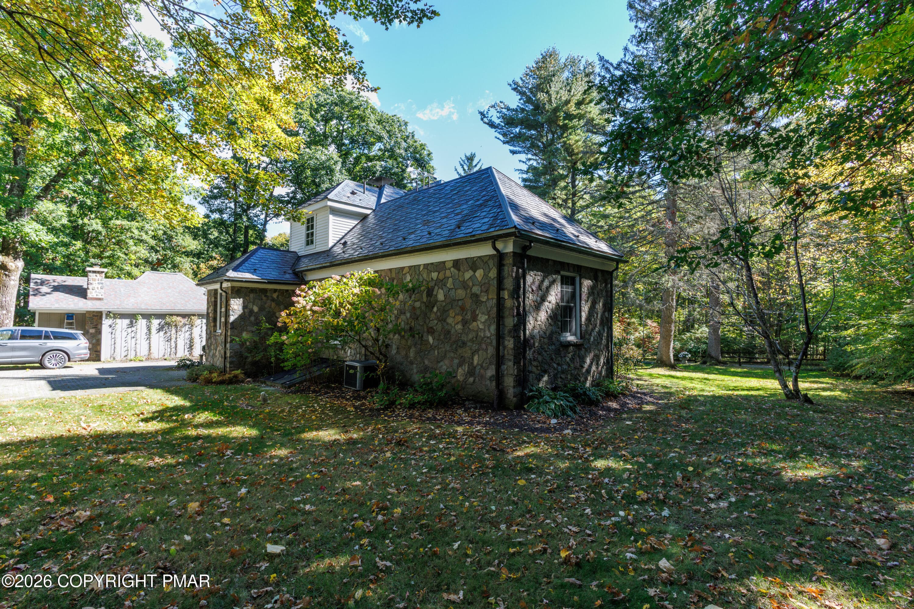 163 Goose Pond Rd-Canadensis, PA, United - 163 Goose Pond Road, Skytop, PA 18357, Skytop