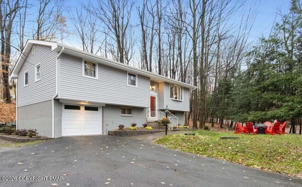 113 Cresthill Circle, Canadensis, PA 18325