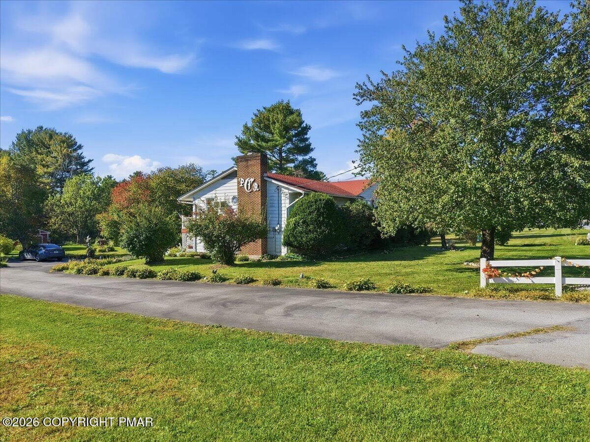57-053_dji_fly_20261006_103014_0856_1791 - 678 Interchange Road, Kresgeville, PA 18333, Kresgeville