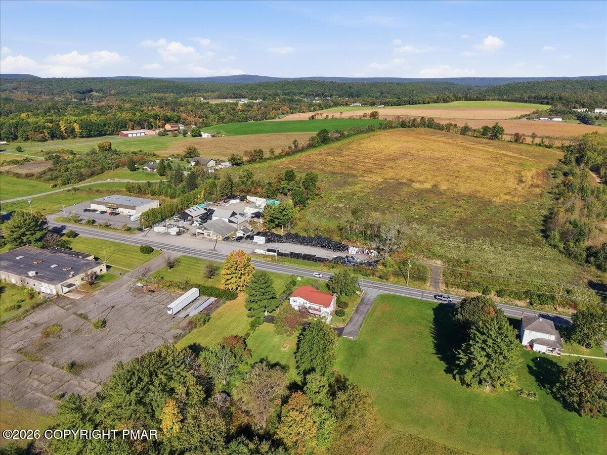 83-083_dji_fly_20261006_103906_0894_1791 - 678 Interchange Road, Kresgeville, PA 18333, Kresgeville