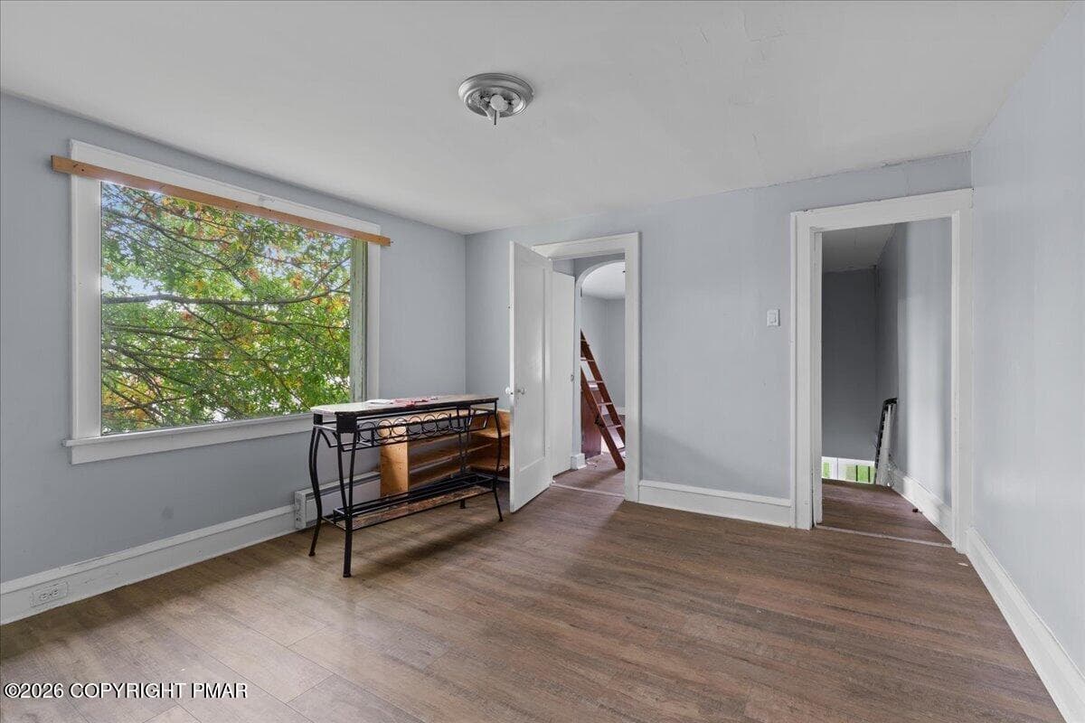 59-Right Apartment - 785 W Main Street, Plymouth, PA 18651, Plymouth