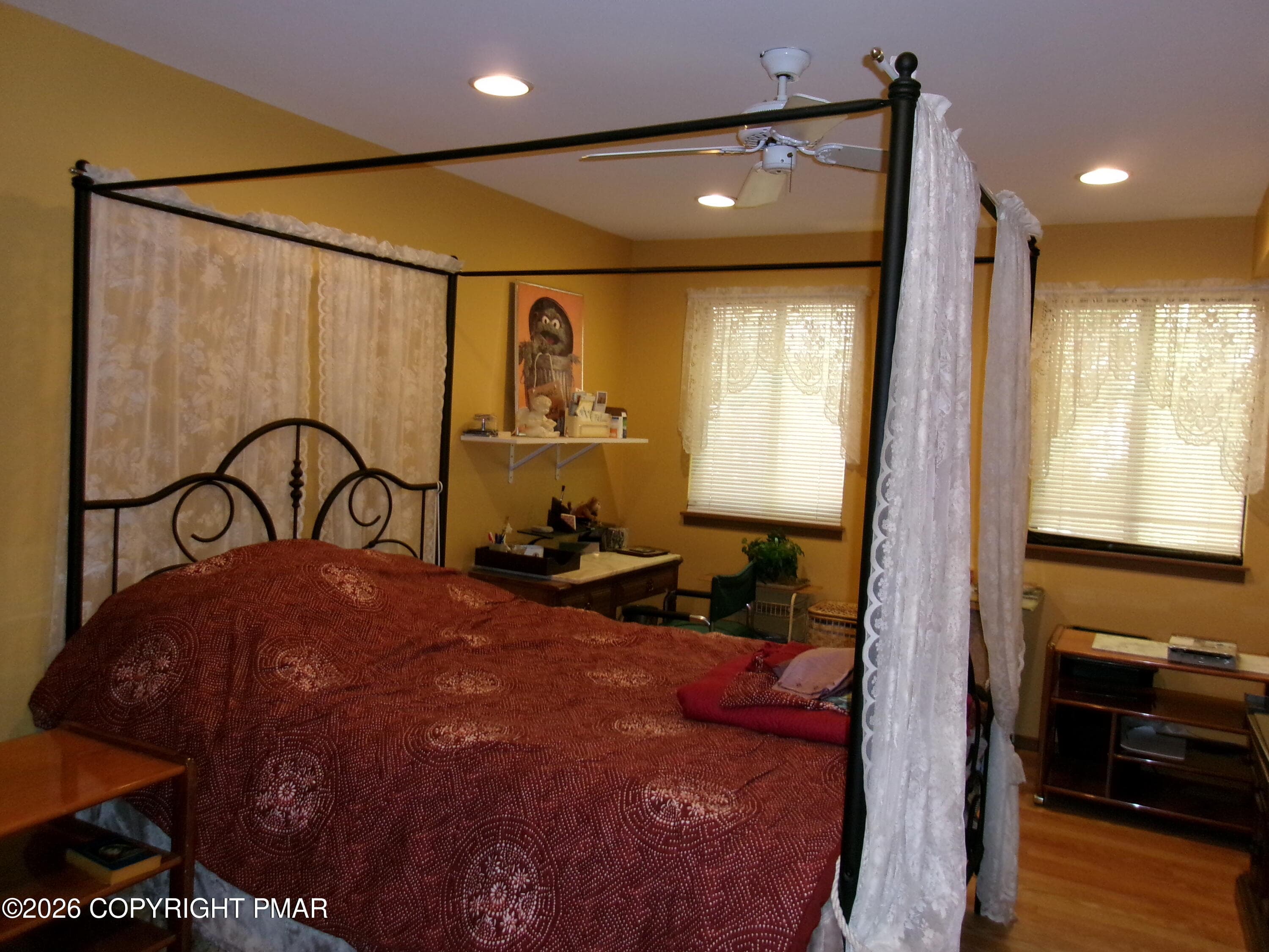 1st floor primary bedroom - 409 Tudor Court, Bushkill, PA 18324