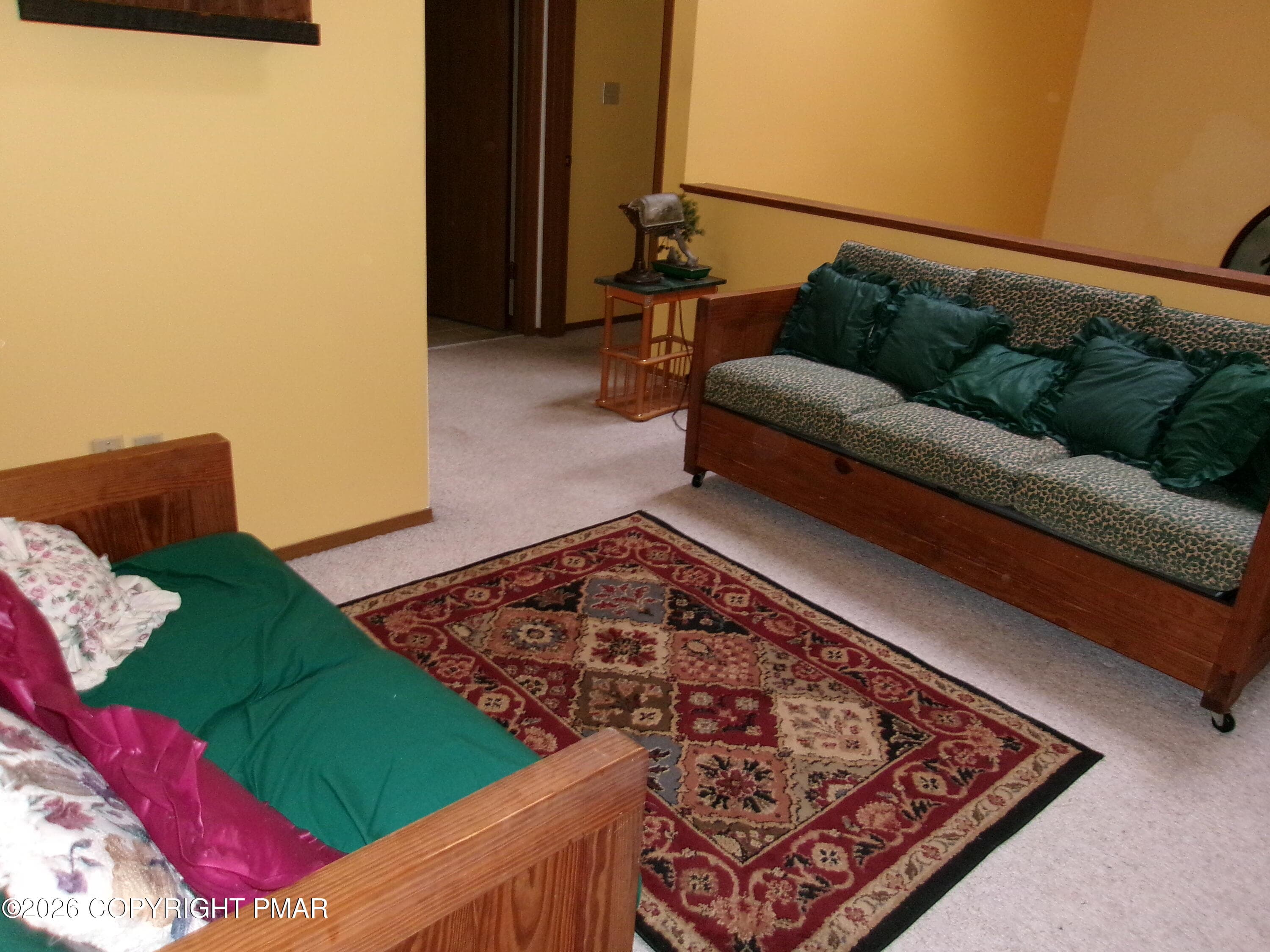 loft - 409 Tudor Court, Bushkill, PA 18324