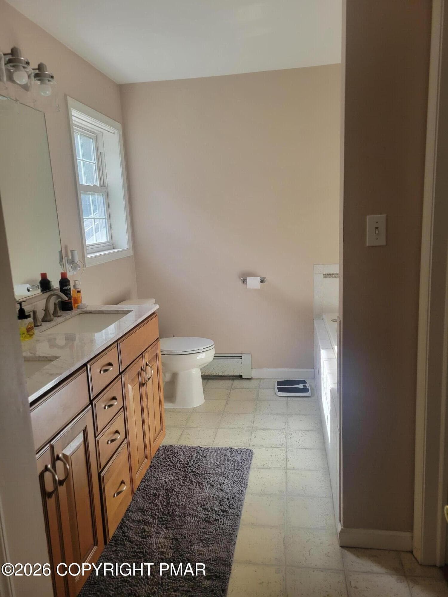 1000019075 - 6164 Starlight Court, Swiftwater, PA 18370, Swiftwater