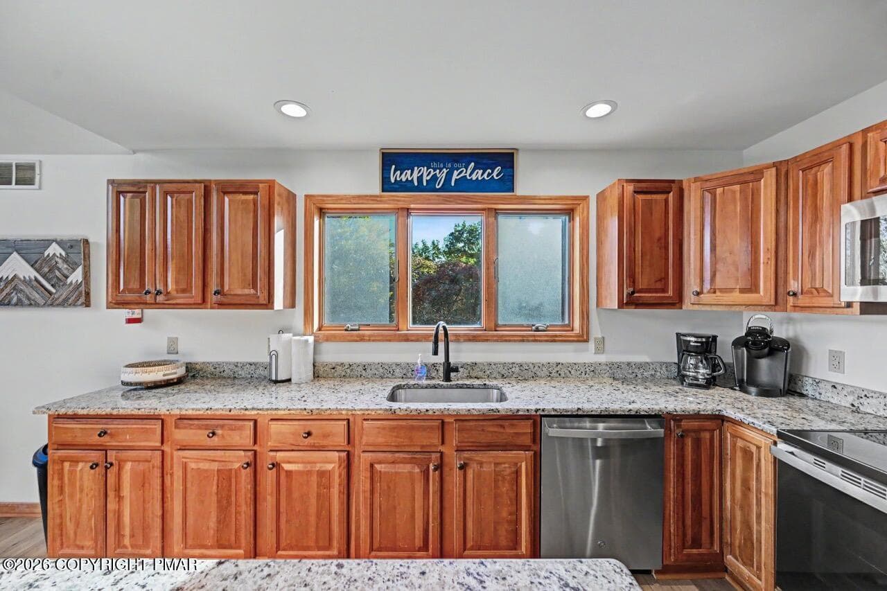 Recessed lighting - 101 Tennyson Circle, Albrightsville, PA 18210, Albrightsville