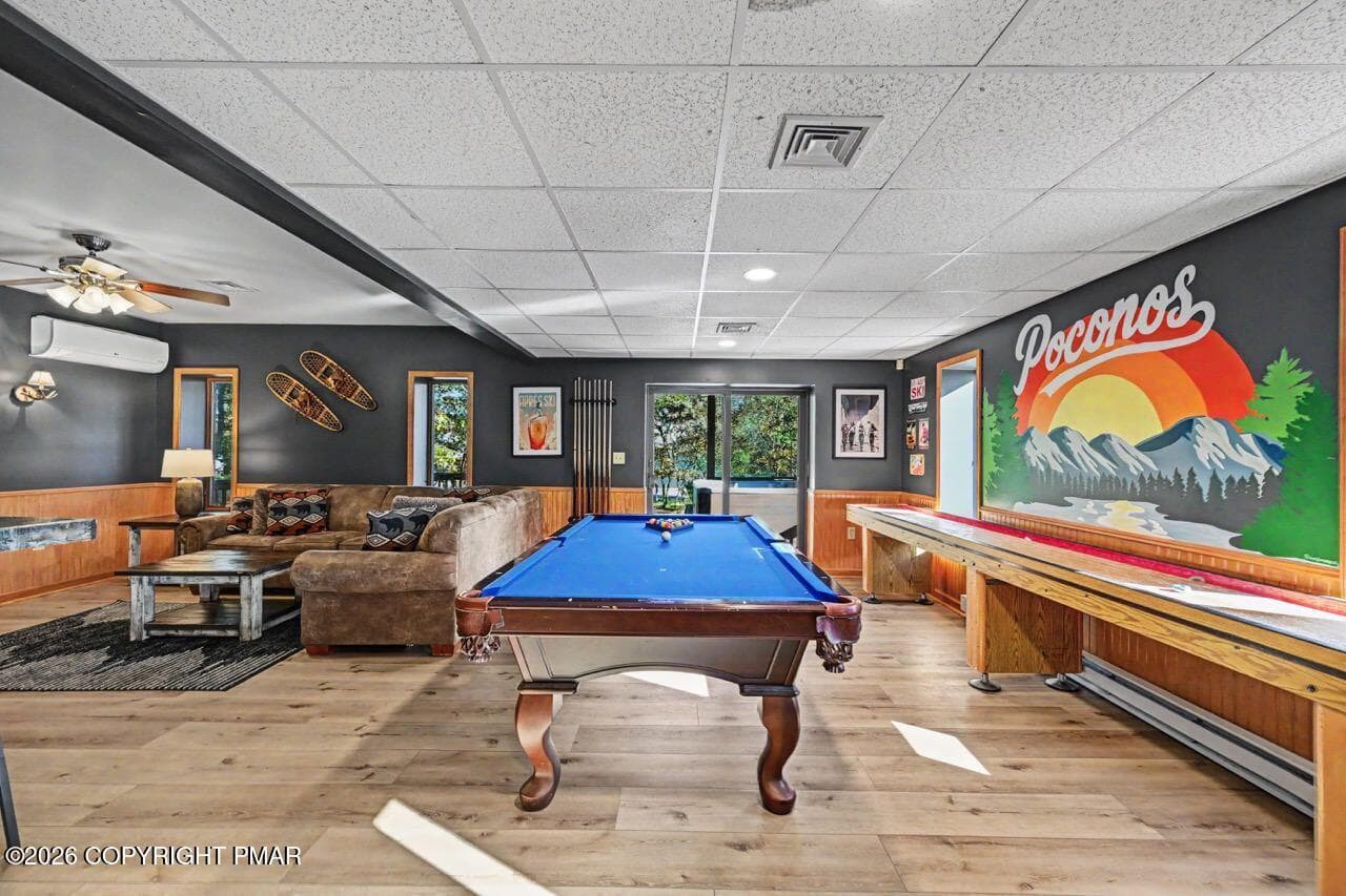 Wall Mural - 101 Tennyson Circle, Albrightsville, PA 18210, Albrightsville