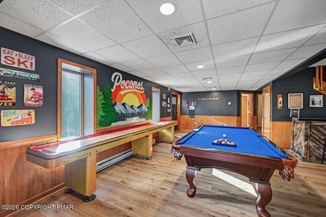 Game Room - 101 Tennyson Circle, Albrightsville, PA 18210, Albrightsville