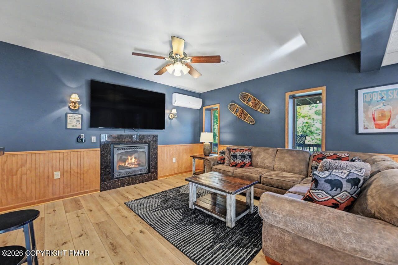 Media Room - 101 Tennyson Circle, Albrightsville, PA 18210, Albrightsville