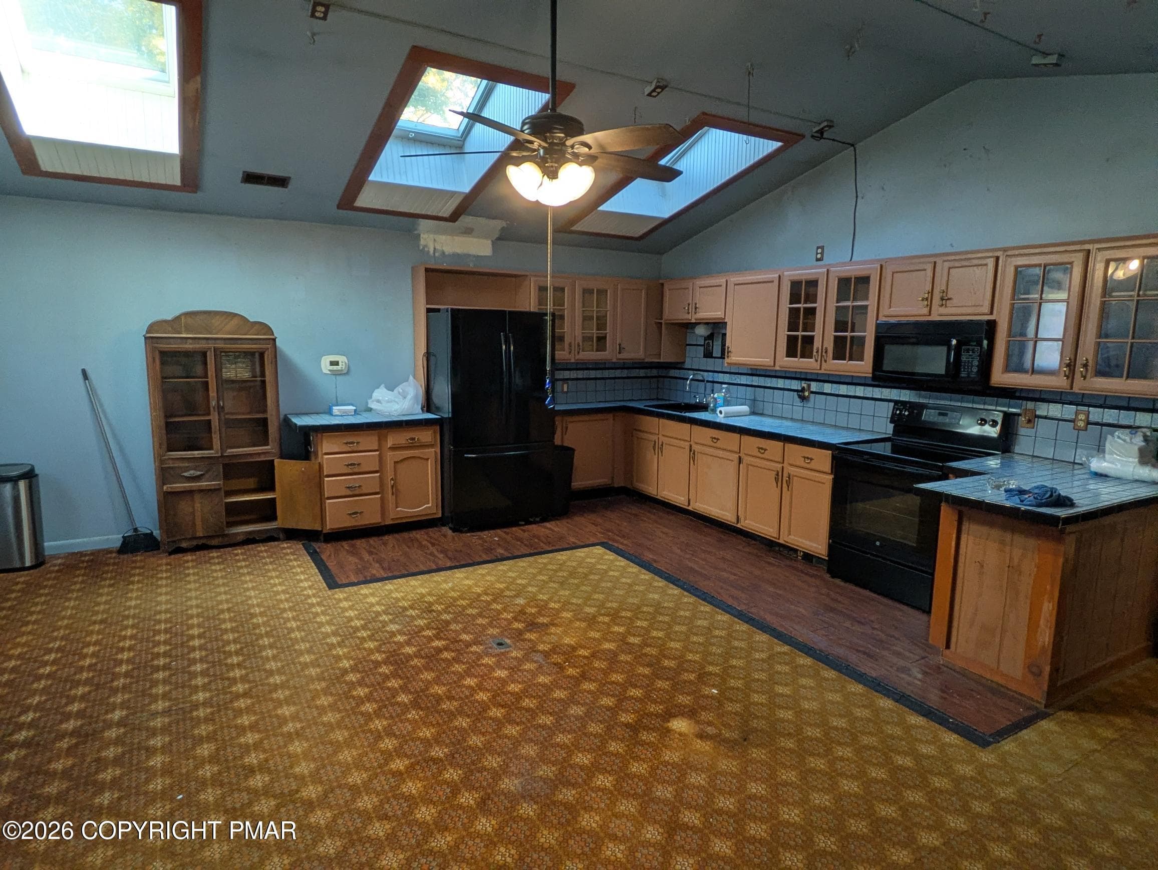 PXL_20261012_182824121 - 926 Route 390, Cresco, PA 18326