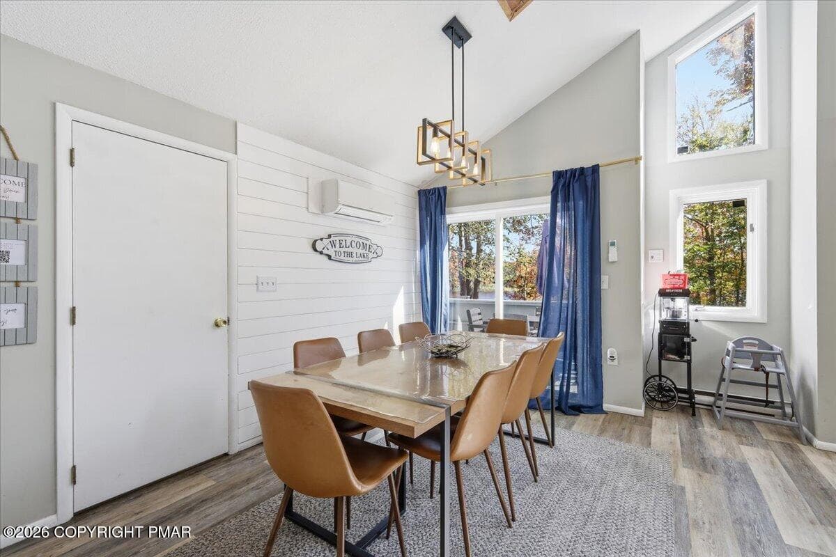 Dining Area - 6125 Boardwalk Drive, Tobyhanna, PA 18466, Tobyhanna
