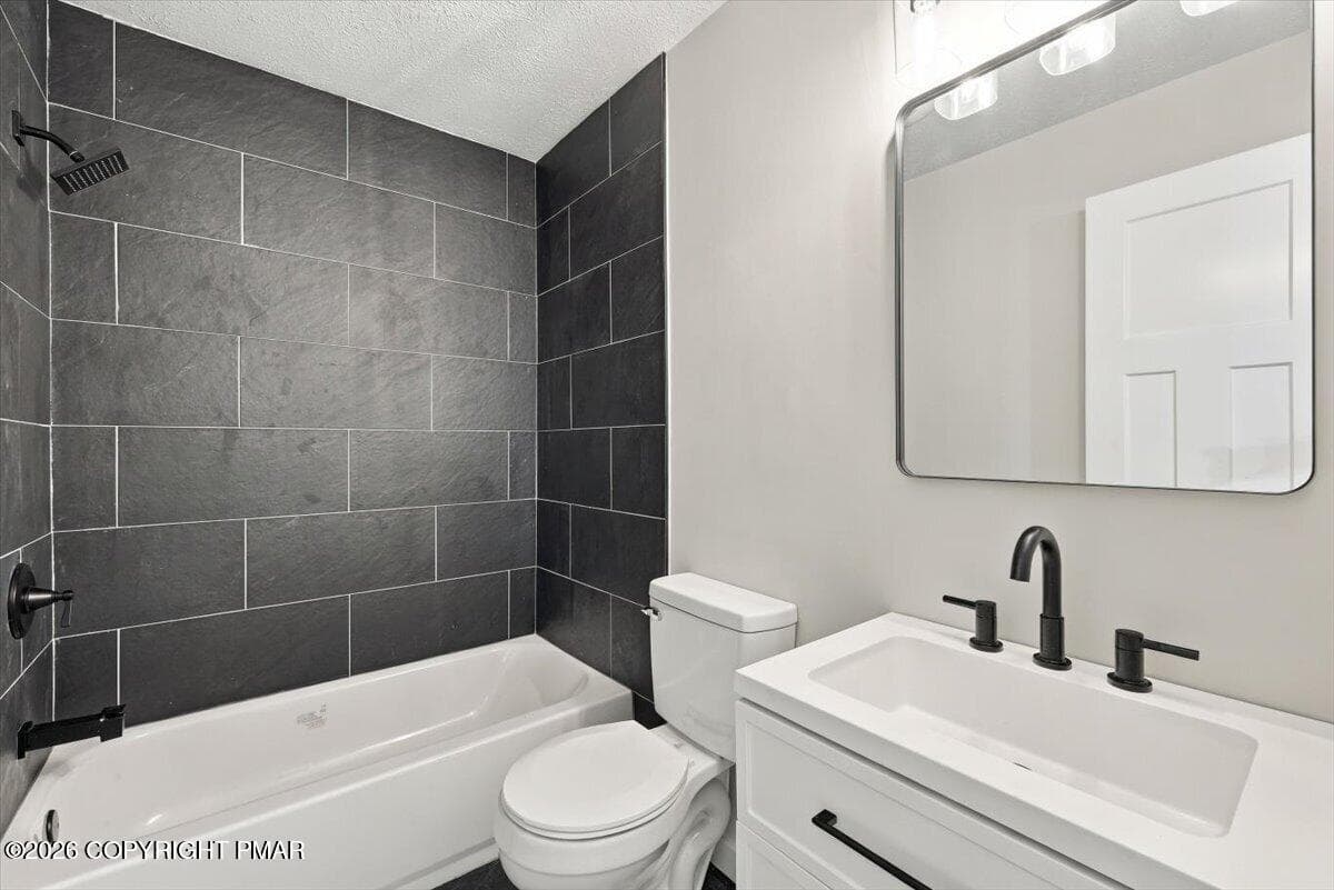Primary Bathroom - 293 Canal Road, East Stroudsburg, PA 18302, East Stroudsburg