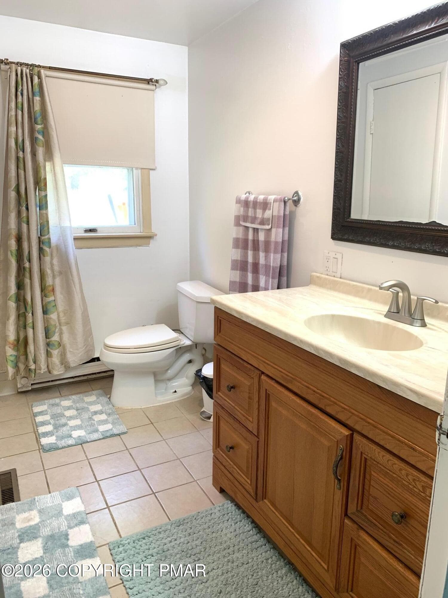 Main bathroom - 5 Cobblewood Drive, Mount Pocono, PA 18344, Mount Pocono