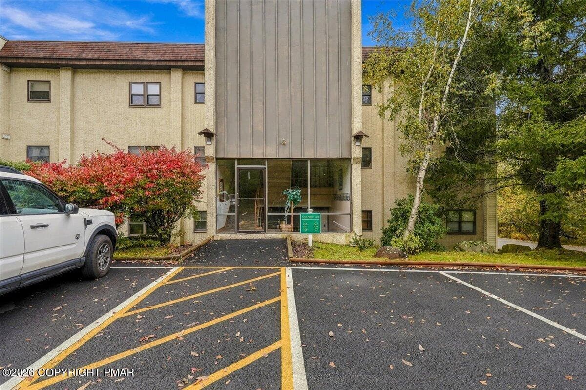 Entry - 146 Foxfire Drive Unit 106, Mount Pocono, PA 18344, Mount Pocono