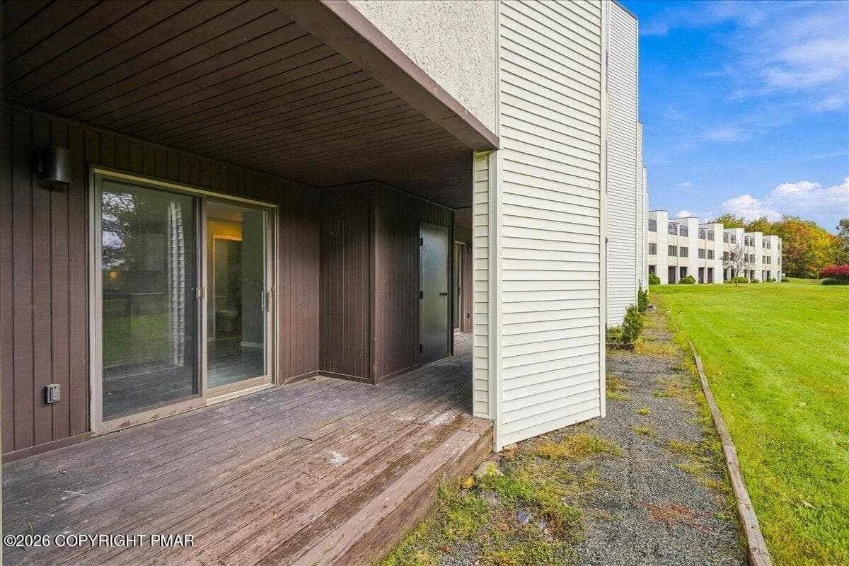 Front Porch End Unit - 146 Foxfire Drive Unit 106, Mount Pocono, PA 18344, Mount Pocono