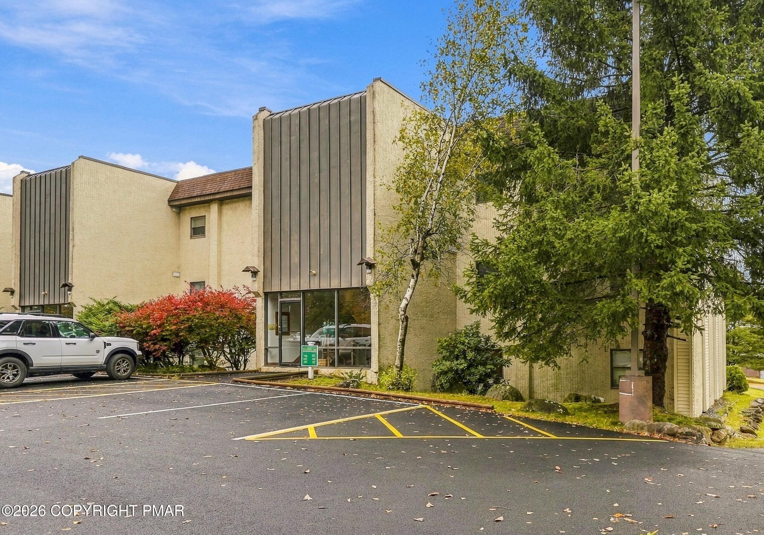 146 Foxfire Drive Unit 106, Mount Pocono, PA 18344