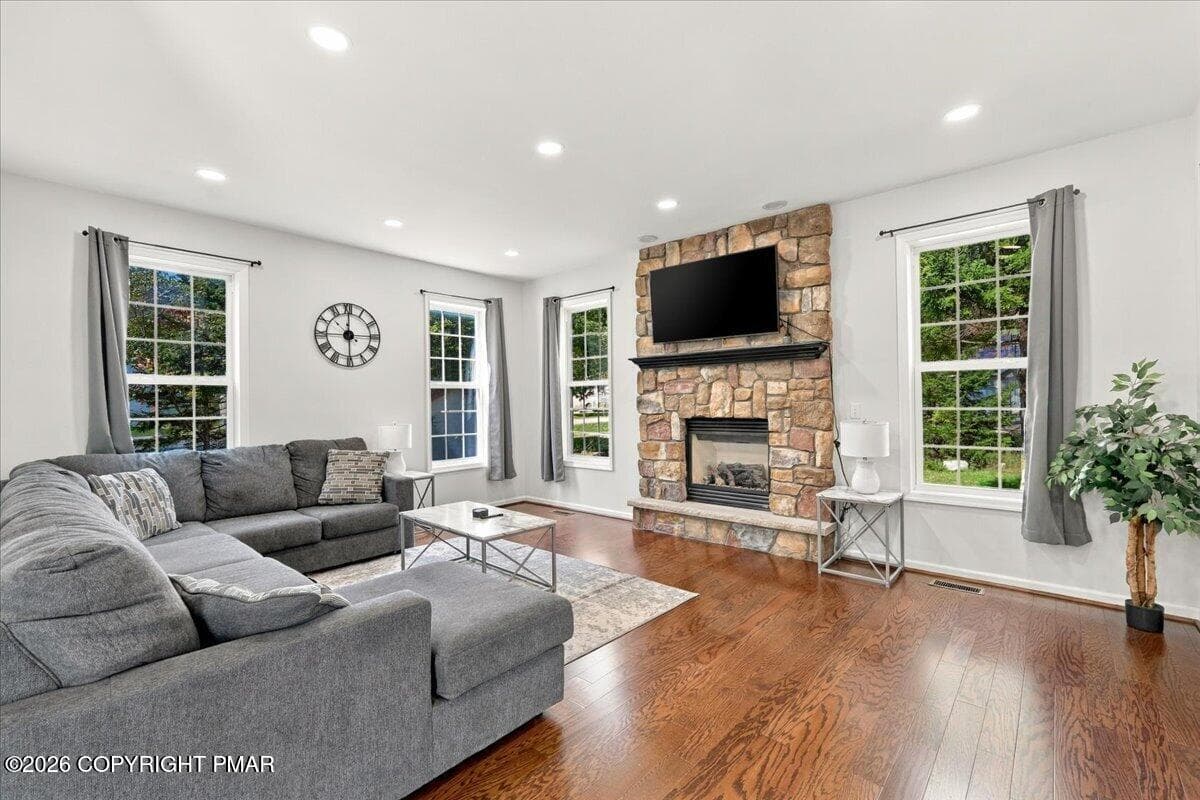 Living Room - 102 Remington Lane, Pocono Summit, PA 18346, Pocono Summit