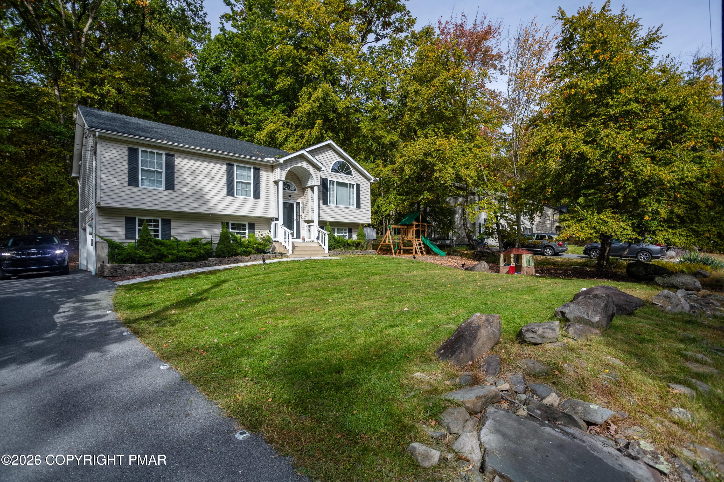 1111 Hunters Woods Dr-33 - 1111 Hunters Woods Drive, East Stroudsburg, PA 18301, East Stroudsburg
