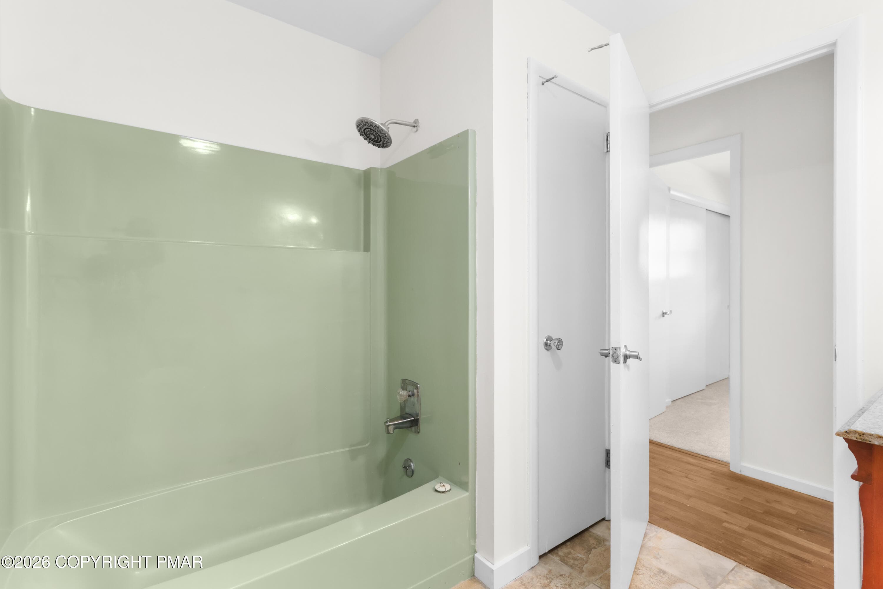 Bath 1 - 3712 Highland Road, Schnecksville, PA 18078, Schnecksville