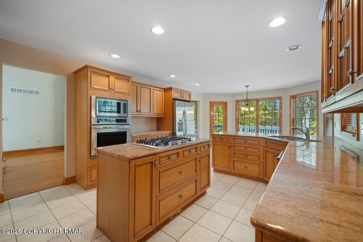 CRN07044 - 608 Washington Crossing, East Stroudsburg, PA 18301, East Stroudsburg