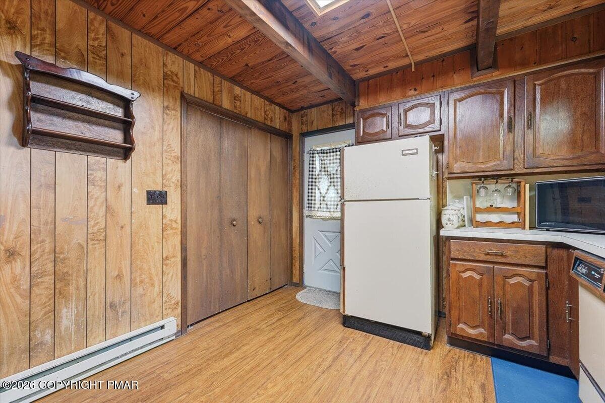 Kitchen - 145 Canterbury Road, Bushkill, PA 18324, Bushkill