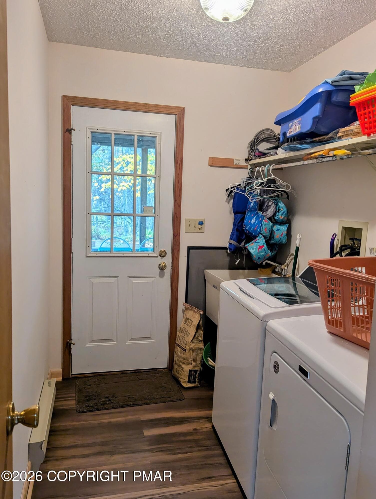 LAUNDRY - 57 Lyman Lane 57, Clifton Township, PA 18424