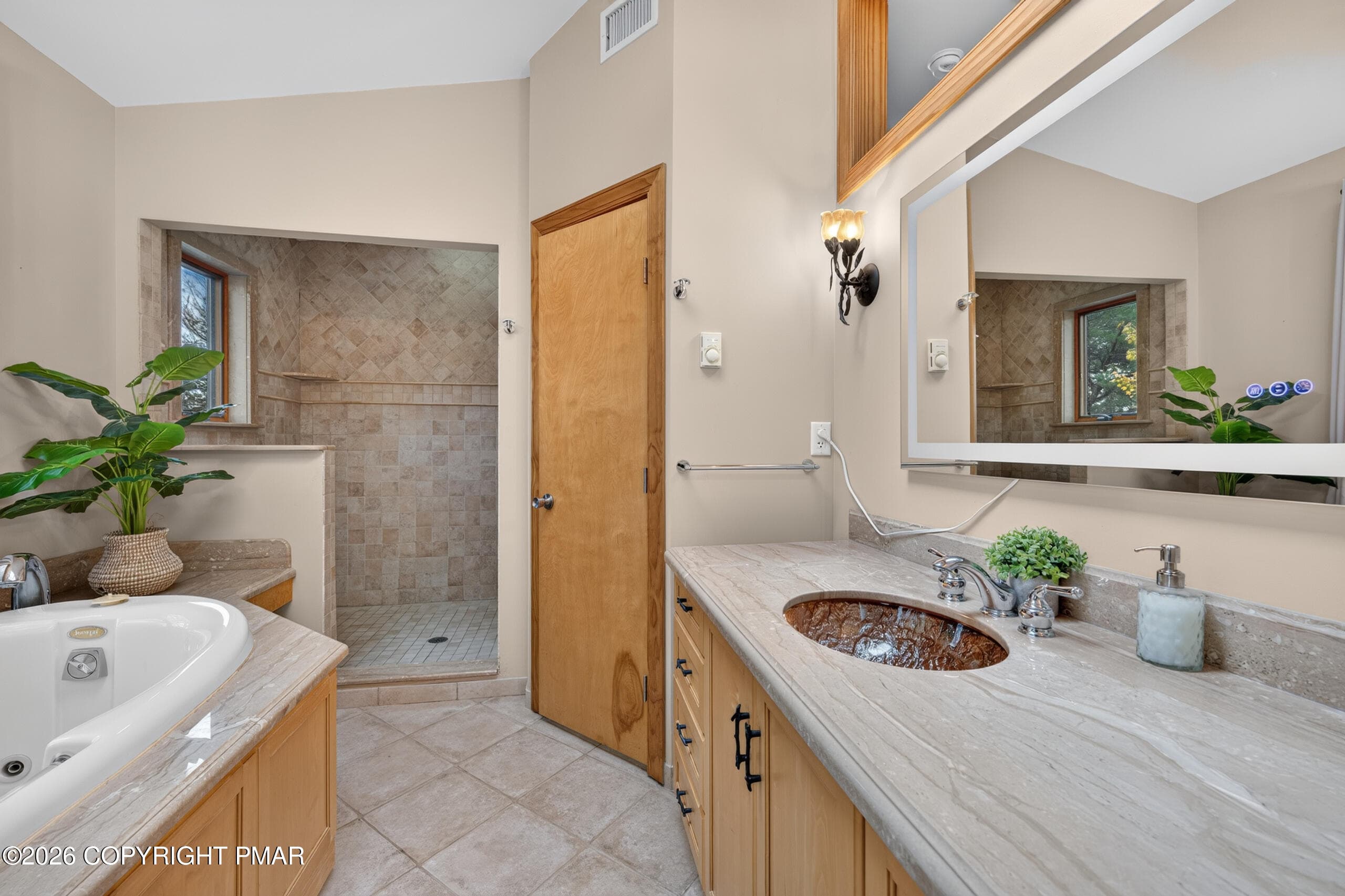 320 Midland Ct_1_26 - 320 Midland Court, Albrightsville, PA 18210, Albrightsville
