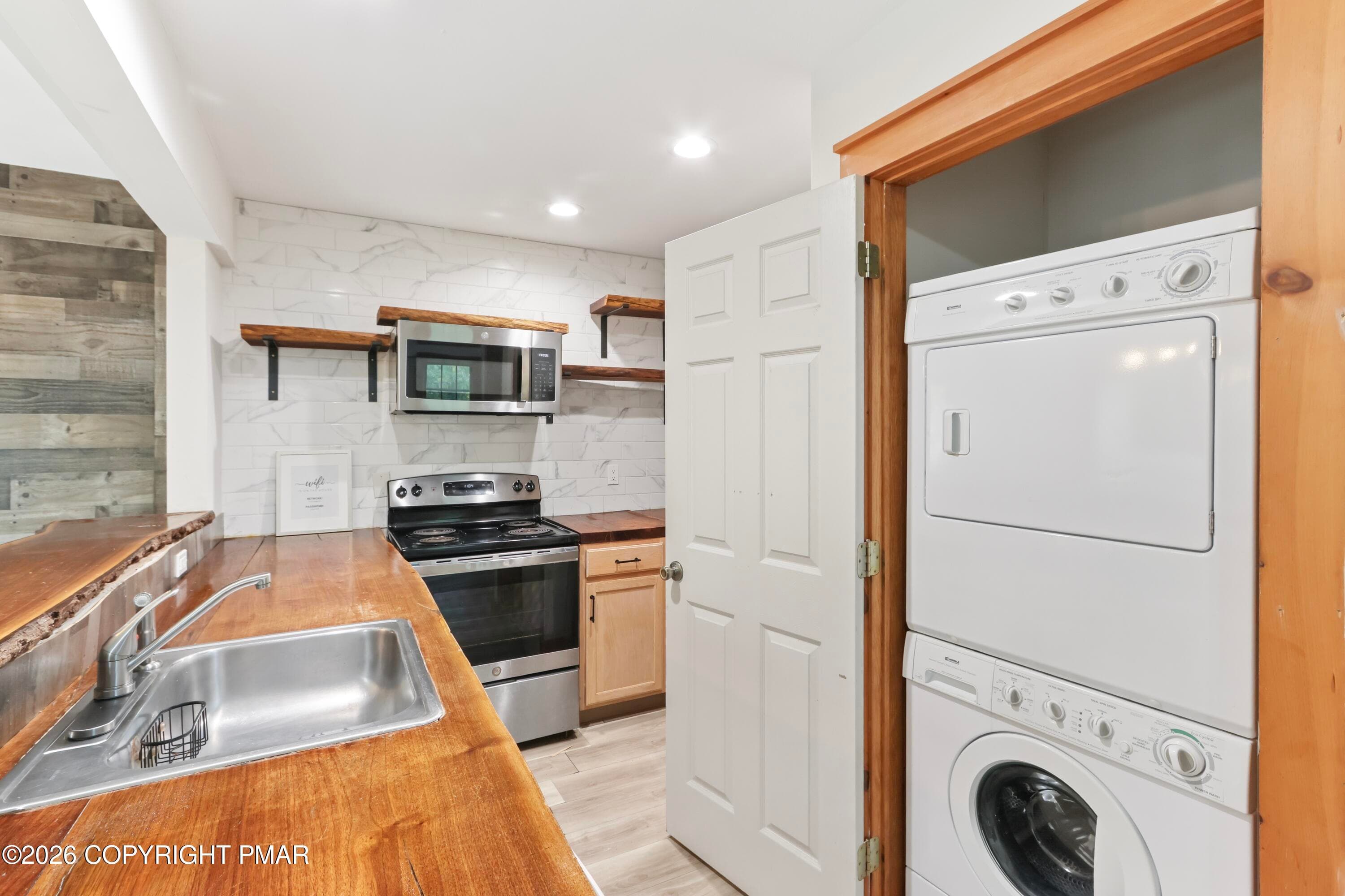 095A3311 - 142 Pine Court, Tannersville, PA 18372