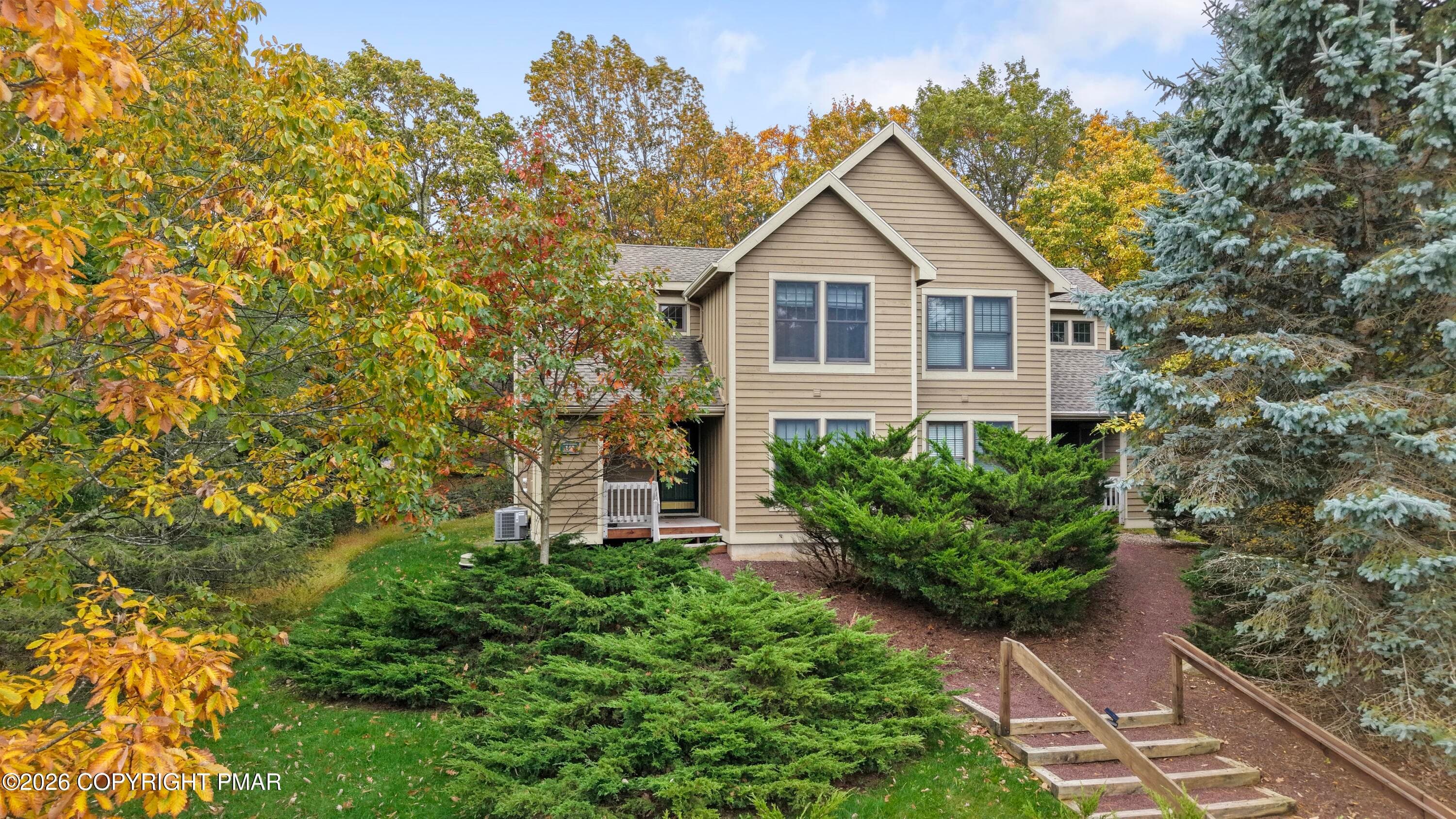 DJI_20261014095814_0028_D - 142 Pine Court, Tannersville, PA 18372