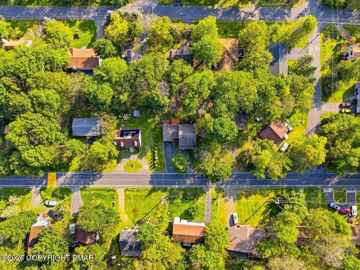 Aerial Street View - 1070 Country Place Drive, Tobyhanna, PA 18466, Tobyhanna