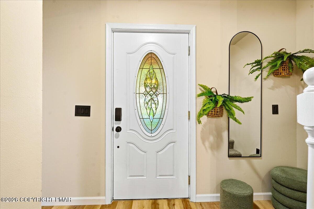 Foyer Area - 1070 Country Place Drive, Tobyhanna, PA 18466, Tobyhanna