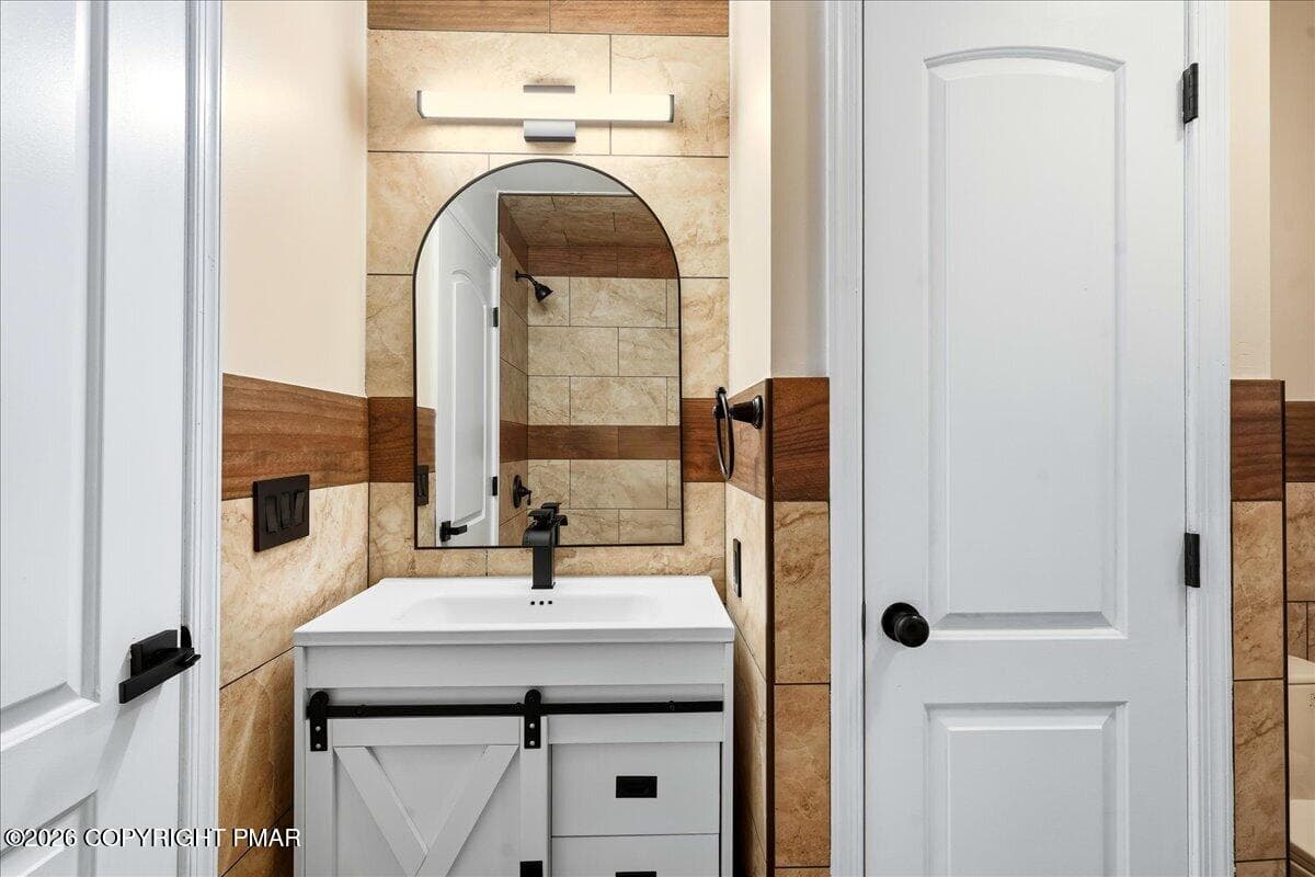 Main Bath - 1070 Country Place Drive, Tobyhanna, PA 18466, Tobyhanna
