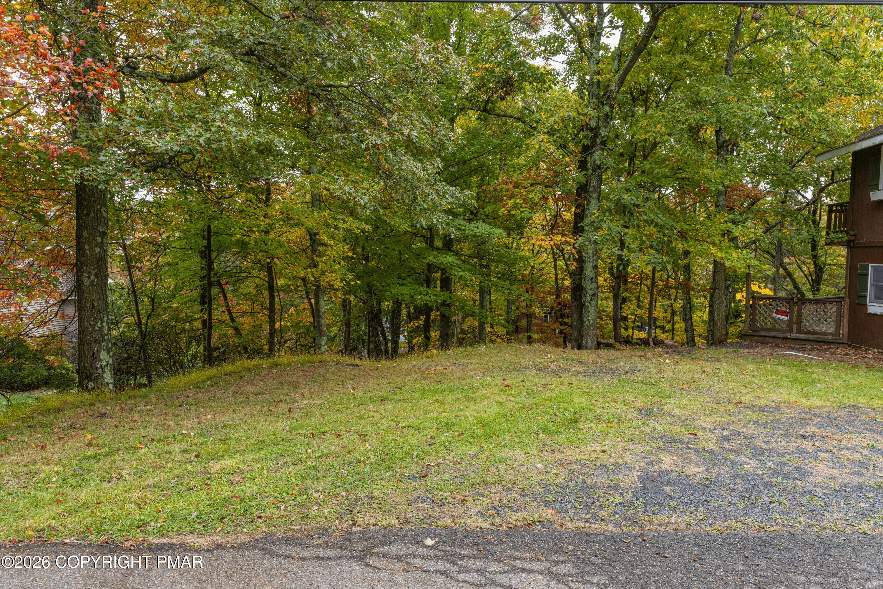 036-Yard - 134 Buck Fever Trail, Scotrun, PA 18355, Scotrun