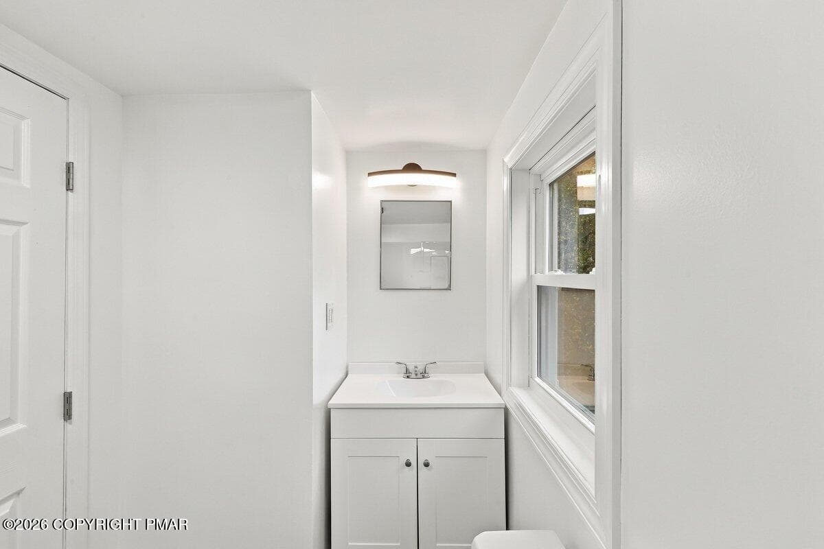 Full Bathroom - 758 Milford Road, East Stroudsburg, PA 18301, East Stroudsburg