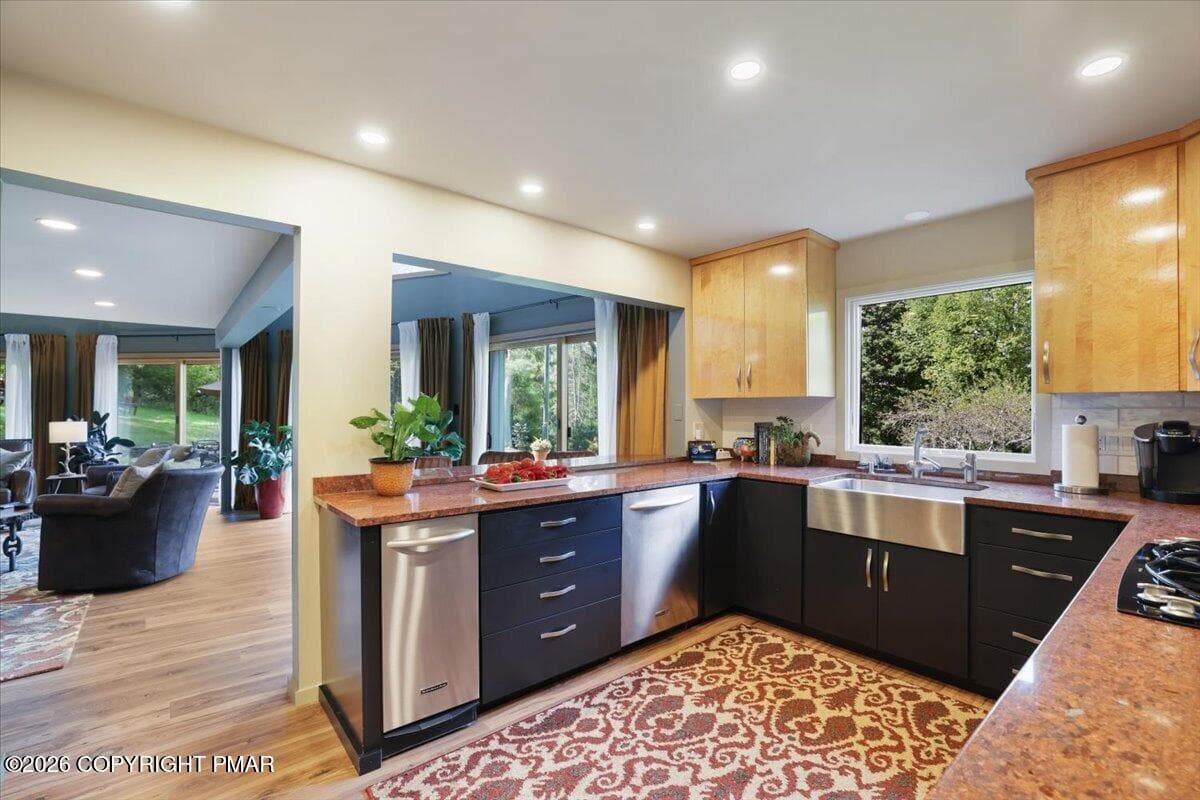 Designer Kitchen - 1312 N Abington Road, Waverly Township, PA 18414, Waverly Township