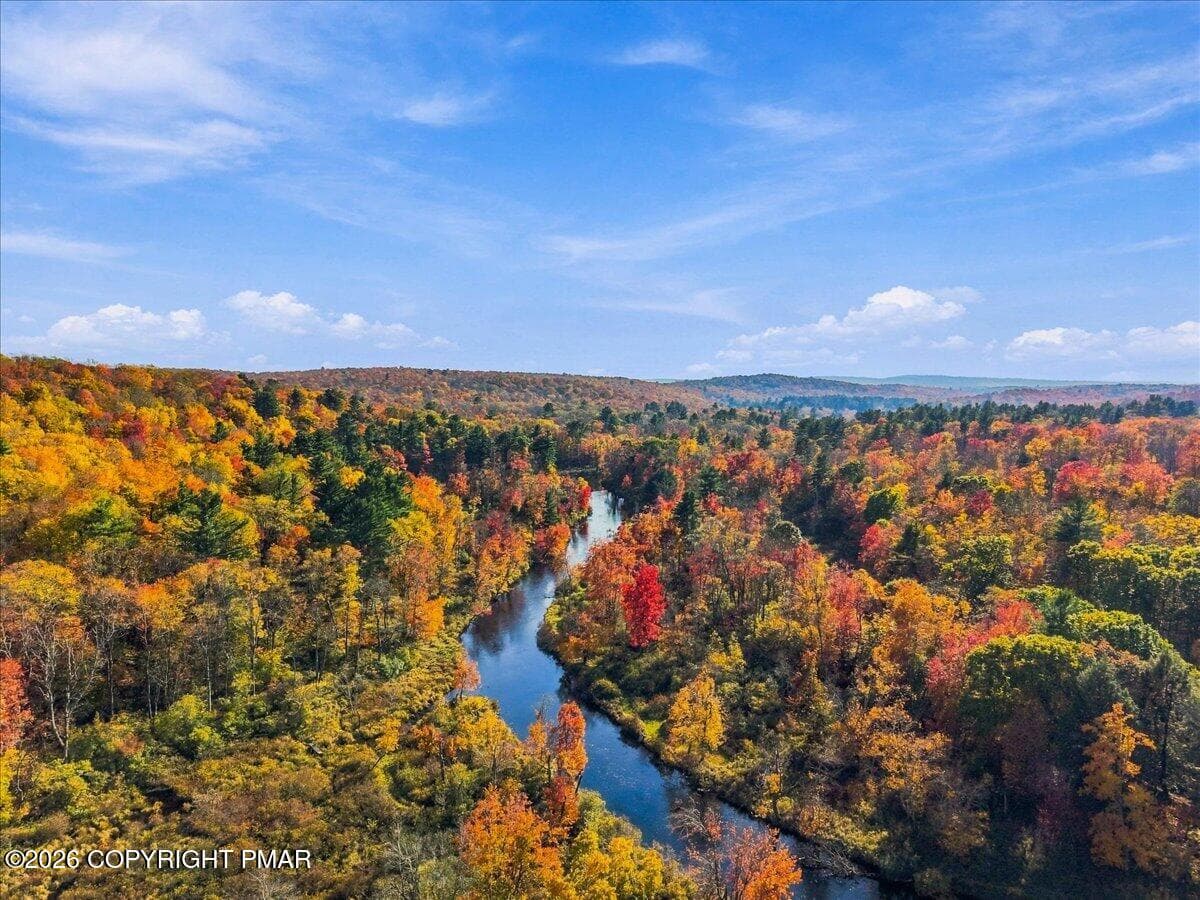 110 Riverfront Terrace, Pocono Lake, PA 18347