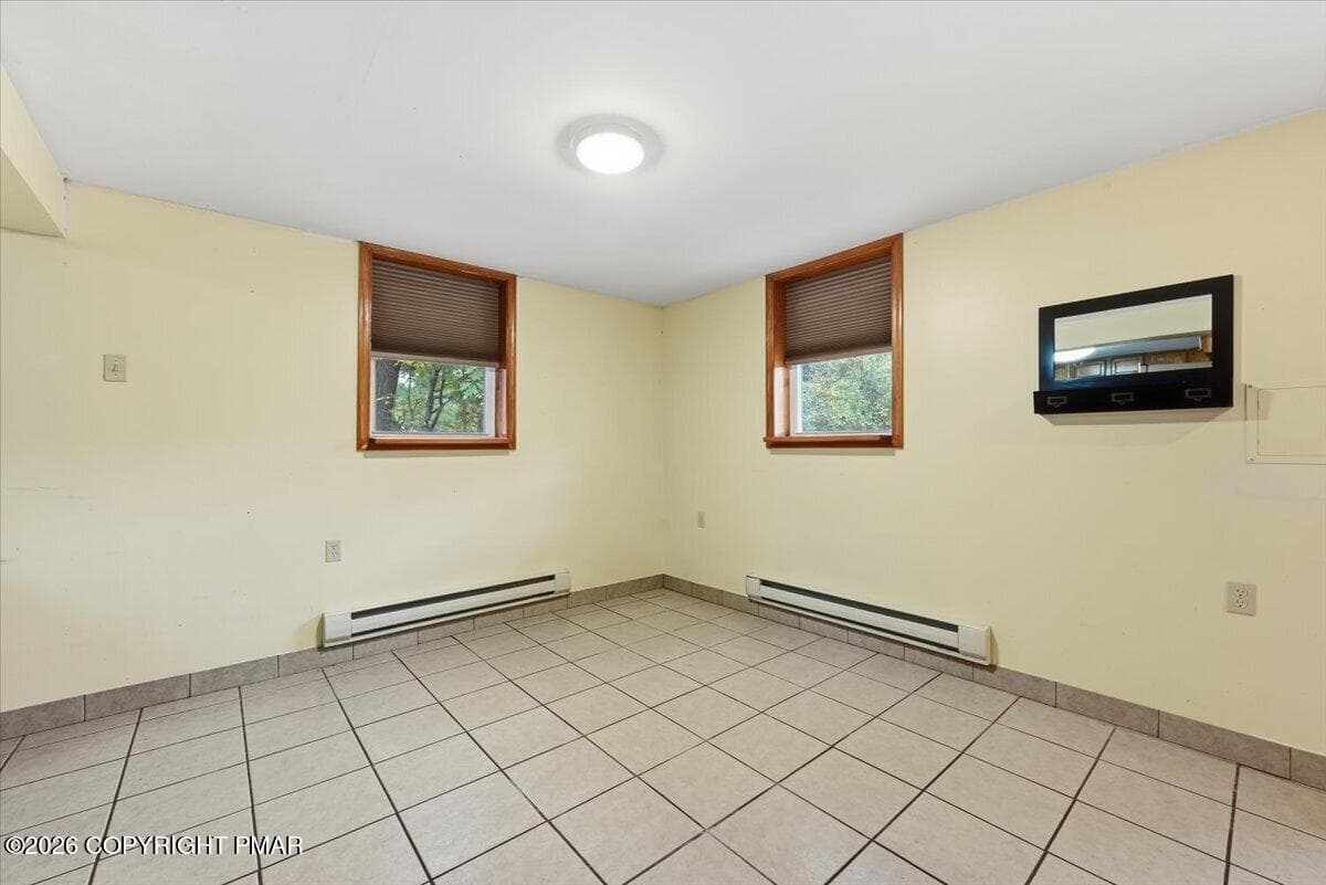 Dining area - 1079 Interchange Road, 1083 Rear Property, Gilbert, PA 18331, Gilbert