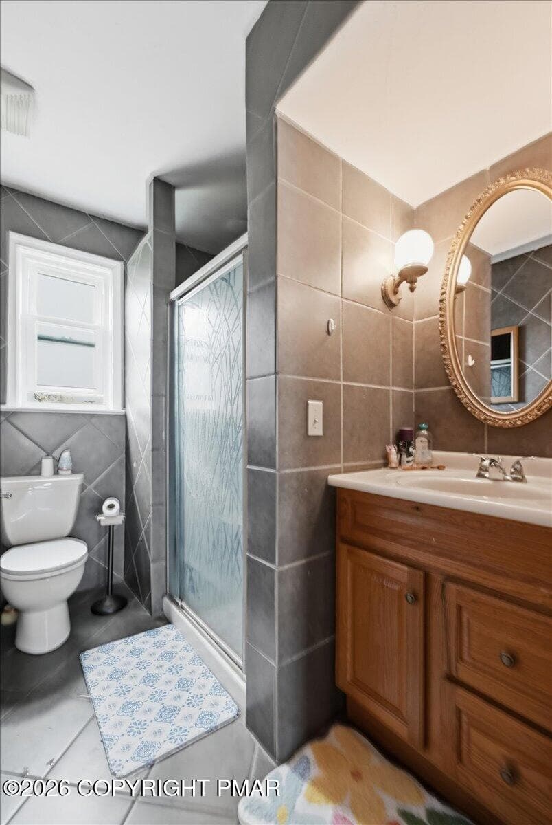 Main Bath - 1079 Interchange Road, 1083 Rear Property, Gilbert, PA 18331, Gilbert