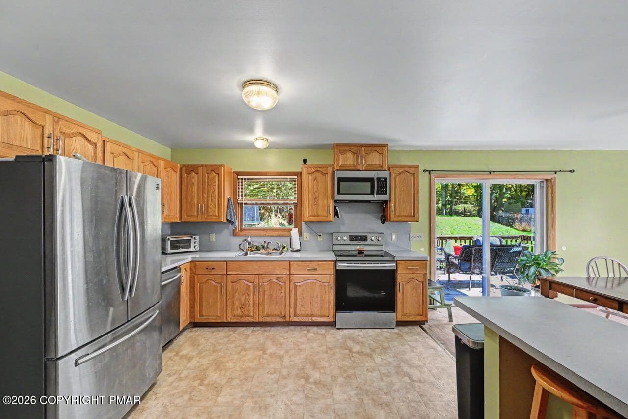 4608 Pine Ridge Dr W 13 Large - 4608 Pine Ridge Drive W, Bushkill, PA 18324