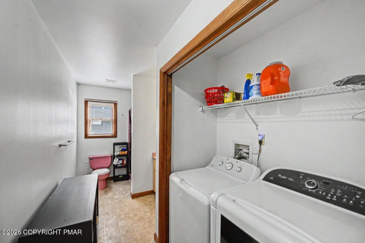 4608 Pine Ridge Dr W 28 Large - 4608 Pine Ridge Drive W, Bushkill, PA 18324