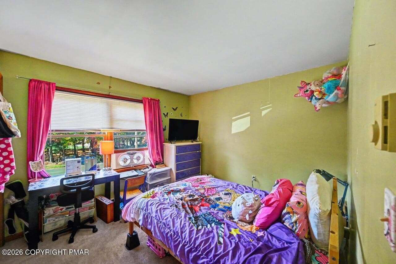 4608 Pine Ridge Dr W 47 Large - 4608 Pine Ridge Drive W, Bushkill, PA 18324