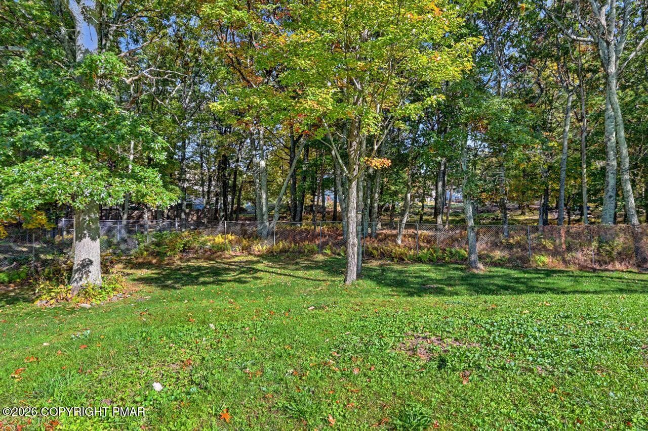 4608 Pine Ridge Dr W 53 Large - 4608 Pine Ridge Drive W, Bushkill, PA 18324