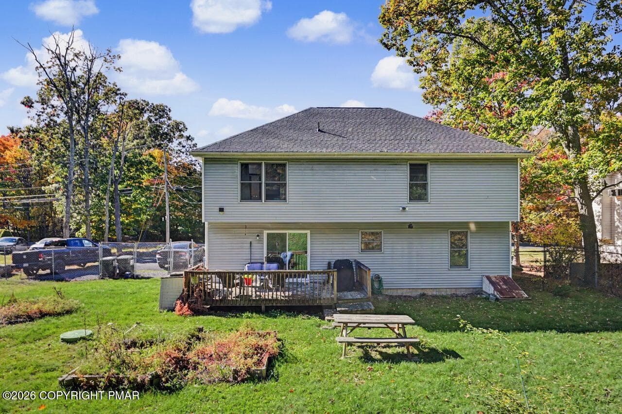 4608 Pine Ridge Dr W 54 Large - 4608 Pine Ridge Drive W, Bushkill, PA 18324