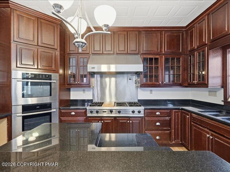 Kitchen - 114 Analomink Street, East Stroudsburg, PA 18301, East Stroudsburg