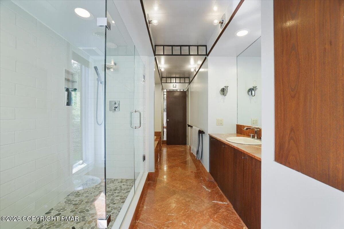 Primary Suite - 1312 N Abington Road, Waverly Township, PA 18414, Waverly Township