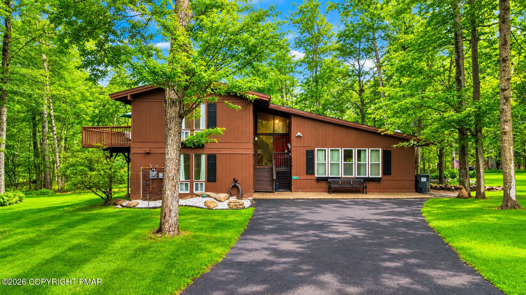 317 Arthur Circle, Tobyhanna, PA 18466