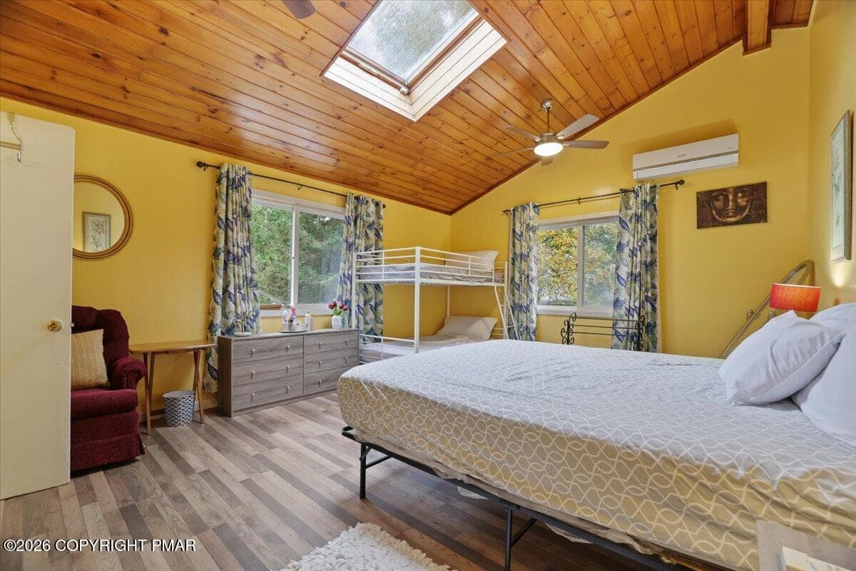 15-Primary Bedroom - 160 Hummingbird Trail, Bushkill, PA 18324, Bushkill